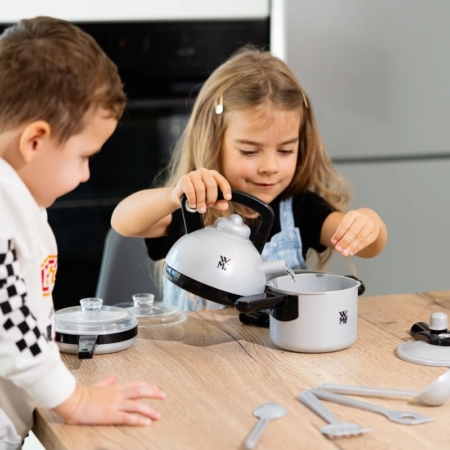 JUEGO SIMBÓLICO E IMAGINATIVO