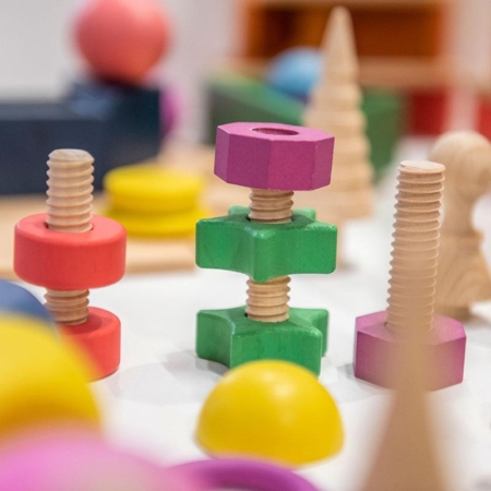 JUEGOS DE DESTREZA Y MANIPULATIVOS