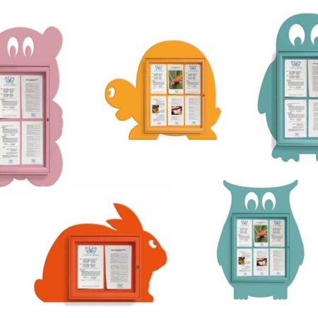 Vitrina mural para exterior con fondo magnético blanco y forma de pingüino de 75 x 55 cm Planning Sisplamo